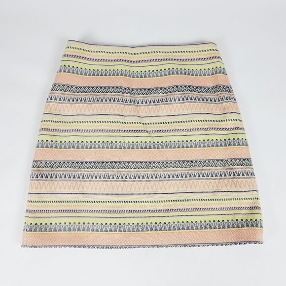 Loft Dresses & Skirts - LOFT Petites Geometric Striped Mini Skirt 4P